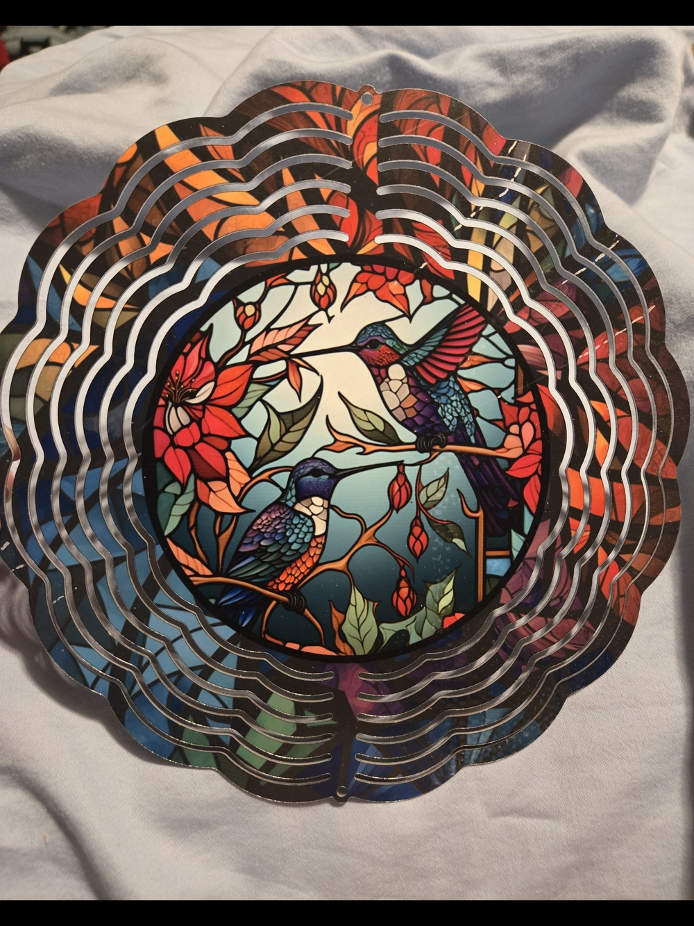 Vibrant Hummingbird Stained-Glass Style Aluminum Wind Spinner - Multicolor